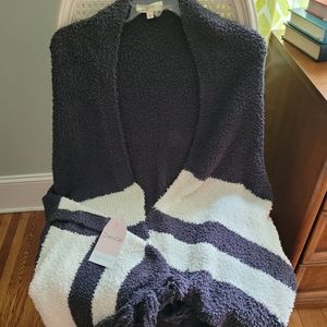 Plush sweater wrap shawl NWT
